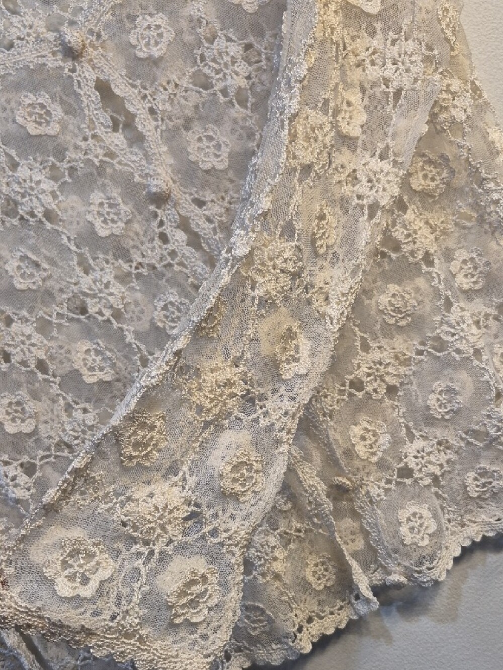 Valenti Cream Crochet Floral Button-Front Blouse - Picture 7 of 10